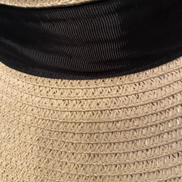 Vintage Manhattan Hat Co. Straw Visor - Picture 6 of 8